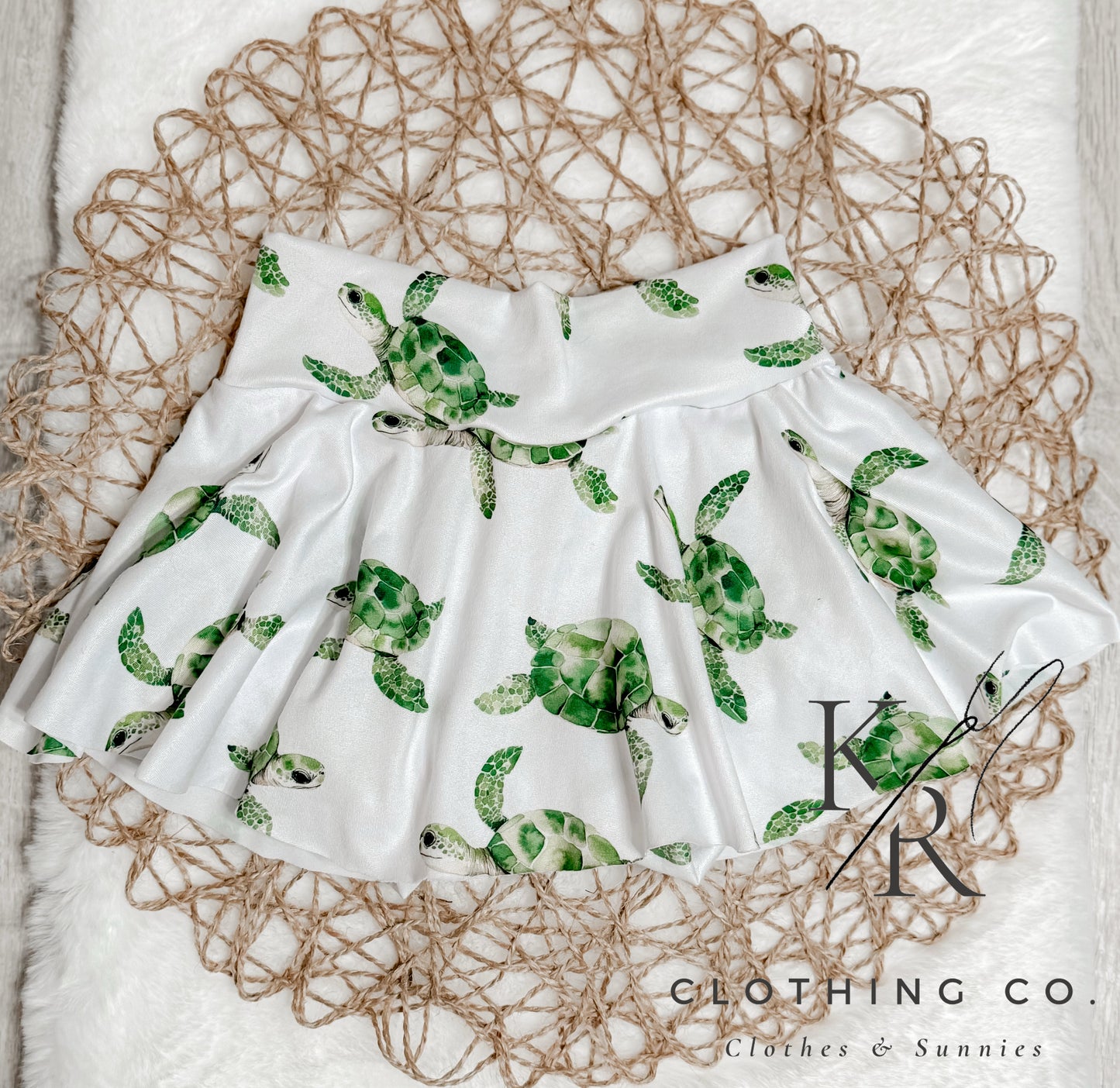 CUSTOMS - Skirted Bummies